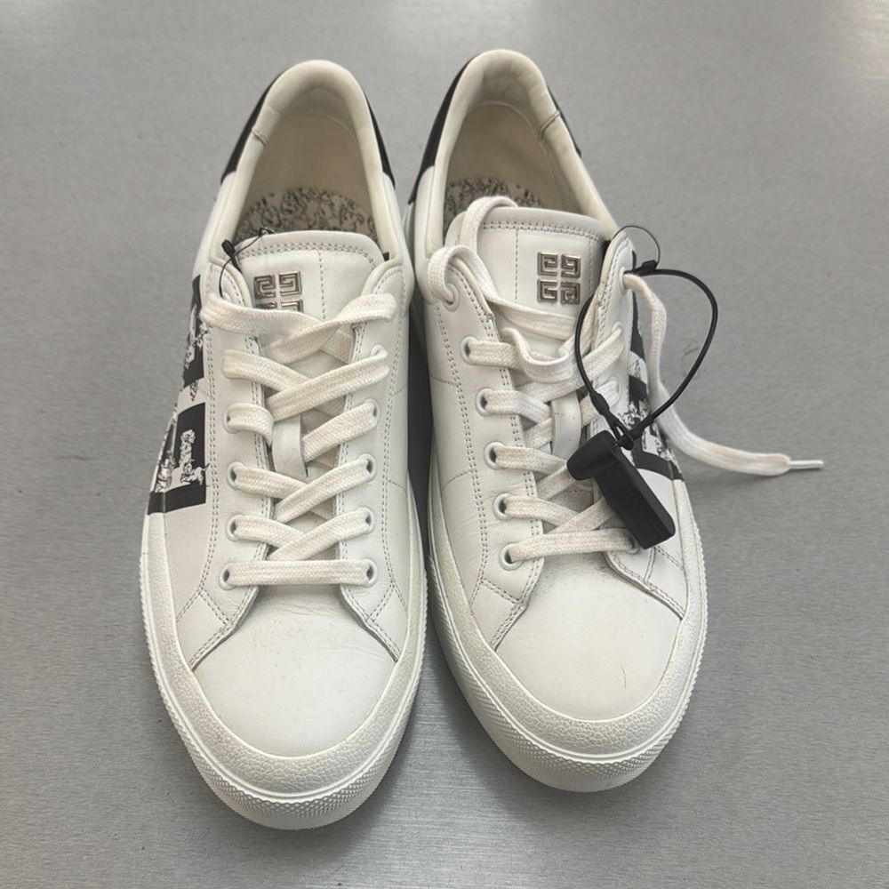 Givenchy sneakers - Picture 2 of 9